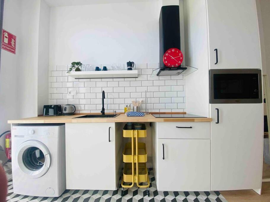 Nice & Cozy Flat Close The Beach บาเลนเซีย ภายนอก รูปภาพ