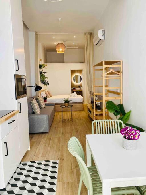 Nice & Cozy Flat Close The Beach บาเลนเซีย ภายนอก รูปภาพ