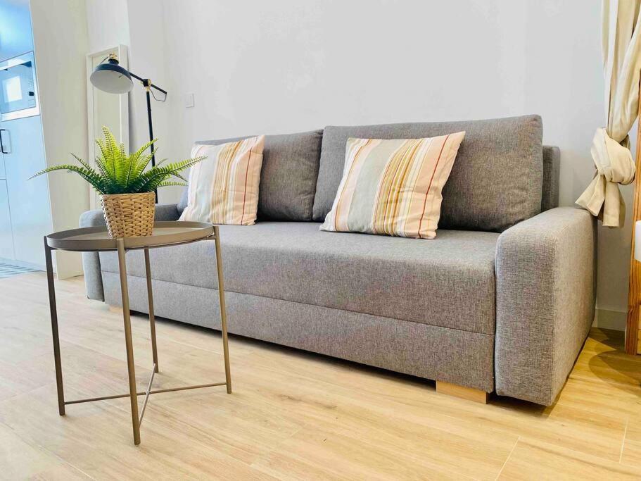 Nice & Cozy Flat Close The Beach บาเลนเซีย ภายนอก รูปภาพ
